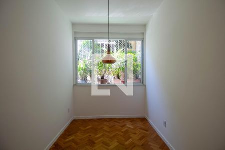 Sala de apartamento para alugar com 3 quartos, 90m² em Copacabana, Rio de Janeiro