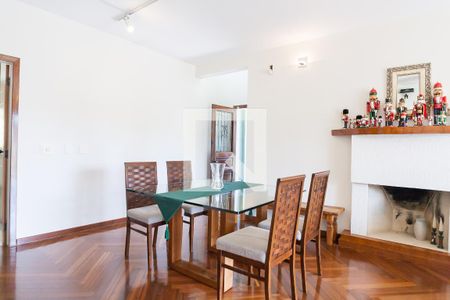 Sala de Jantar de casa à venda com 4 quartos, 309m² em Ouro Velho Mansões, Nova Lima