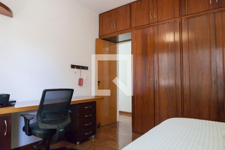 Casa à venda com 309m², 4 quartos e 4 vagas Casa à venda com 309m², 4 quartos e 4 vagasquarto 2