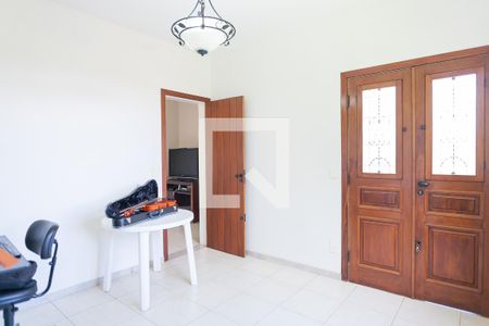 Casa à venda com 309m², 4 quartos e 4 vagas Casa à venda com 309m², 4 quartos e 4 vagassala 2