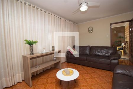 Sala de casa para alugar com 4 quartos, 160m² em Vila Bancaria Munhoz, São Paulo
