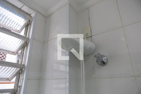 Banheiro de kitnet/studio para alugar com 1 quarto, 30m² em Boqueirão, Santos