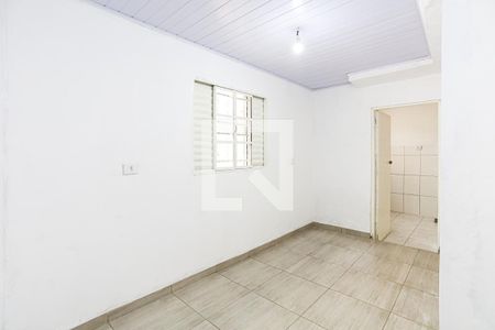 Quarto 2 de casa para alugar com 2 quartos, 80m² em Vila Margarida, Carapicuíba