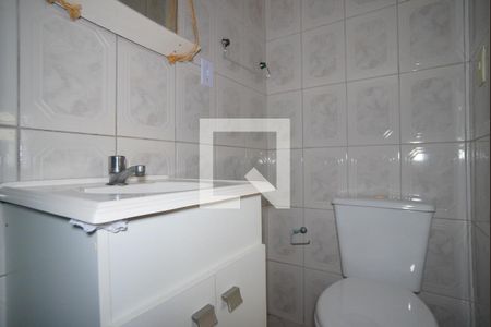 Banheiro Corredor de apartamento para alugar com 1 quarto, 43m² em Vila Ipiranga, Porto Alegre