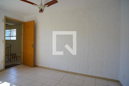 Sala de apartamento para alugar com 2 quartos, 48m² em Rubem Berta, Porto Alegre