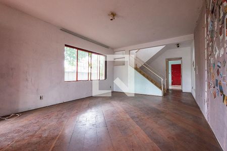 Sala de casa à venda com 3 quartos, 140m² em Cerqueira César, São Paulo