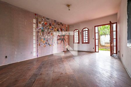 Sala de casa à venda com 3 quartos, 140m² em Cerqueira César, São Paulo