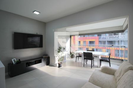 Sala de apartamento à venda com 2 quartos, 76m² em Indianópolis, São Paulo