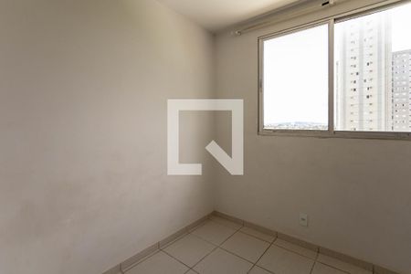 Quarto 2 de apartamento para alugar com 2 quartos, 56m² em Vila Rosa, Goiânia