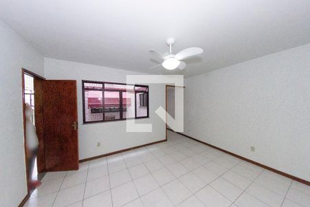 Sala de apartamento à venda com 2 quartos, 73m² em Brás de Pina, Rio de Janeiro