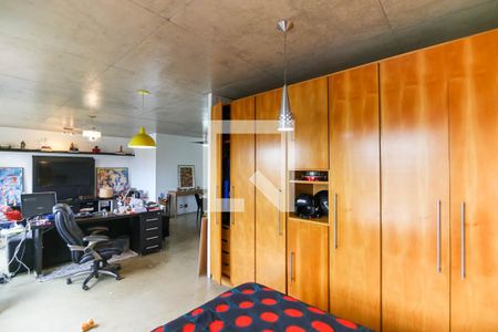 Quarto 1 de apartamento à venda com 1 quarto, 70m² em Panamby, São Paulo