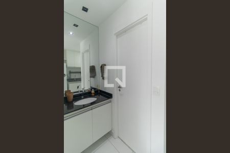 Banheiro de kitnet/studio à venda com 1 quarto, 25m² em Pinheiros, São Paulo