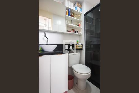 Apartamento à venda com 64m², 3 quartos e 2 vagas Apartamento à venda com 64m², 3 quartos e 2 vagasBanheiro suíte