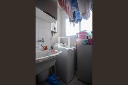 Apartamento à venda com 64m², 3 quartos e 2 vagas Apartamento à venda com 64m², 3 quartos e 2 vagasÁrea de serviço