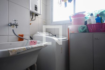 Apartamento à venda com 64m², 3 quartos e 2 vagas Apartamento à venda com 64m², 3 quartos e 2 vagasÁrea de serviço