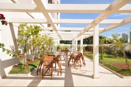 Apartamento à venda com 64m², 3 quartos e 2 vagas Apartamento à venda com 64m², 3 quartos e 2 vagasSalão de festa área externa