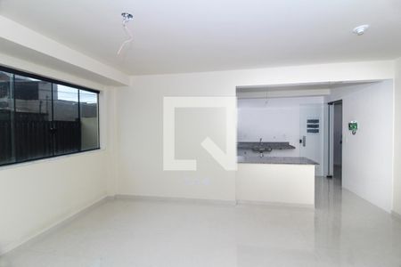 Sala de casa à venda com 2 quartos, 133m² em Paquetá, Belo Horizonte