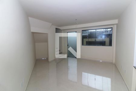 Sala de casa à venda com 2 quartos, 133m² em Paquetá, Belo Horizonte