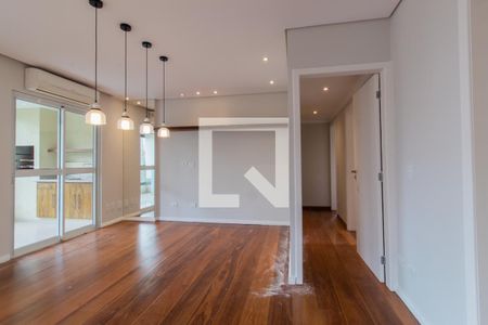 Sala de apartamento à venda com 3 quartos, 128m² em Vila Suzana, São Paulo