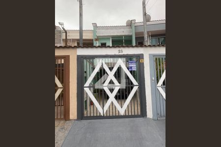 Casa à venda com 76m², 2 quartos e 2 vagas Casa à venda com 76m², 2 quartos e 2 vagasFachada e placa