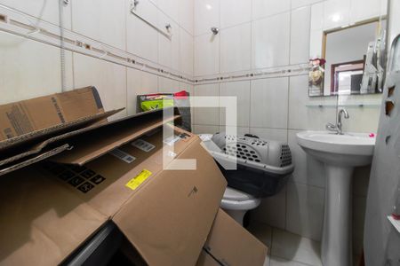 Casa à venda com 76m², 2 quartos e 2 vagas Casa à venda com 76m², 2 quartos e 2 vagasBanheiro da Suíte 2