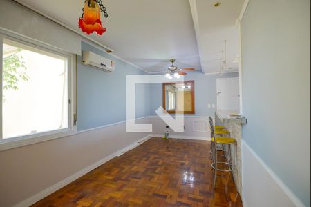 Sala de apartamento para alugar com 4 quartos, 100m² em Partenon, Porto Alegre