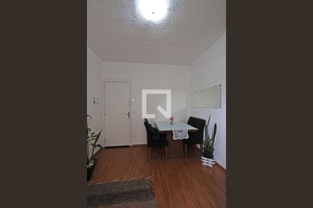 Sala de apartamento para alugar com 2 quartos, 45m² em Bairro Jardim Nossa Senhora das Graças, Cotia