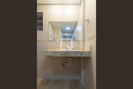 Banheiro de apartamento para alugar com 1 quarto, 60m² em Pinheiros, São Paulo