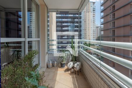 Varanda de apartamento à venda com 4 quartos, 144m² em Cerqueira César, São Paulo