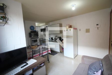 Sala de apartamento à venda com 2 quartos, 42m² em Olaria, Canoas