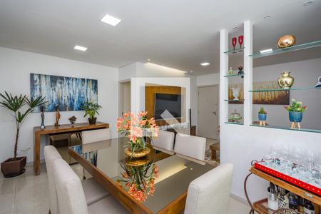 Sala de apartamento à venda com 4 quartos, 130m² em Buritis, Belo Horizonte