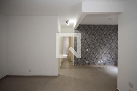Sala de apartamento à venda com 2 quartos, 70m² em Vila Ivone, São Paulo
