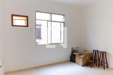 quarto  de apartamento para alugar com 2 quartos, 60m² em Vila Valqueire, Rio de Janeiro