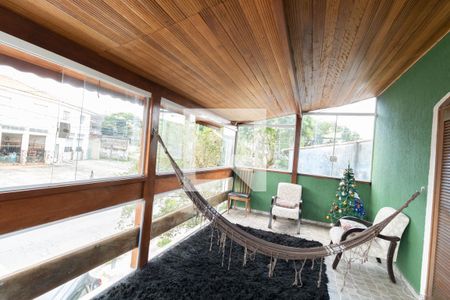 Casa para alugar com 200m², 3 quartos e 2 vagas Casa para alugar com 200m², 3 quartos e 2 vagasVaranda