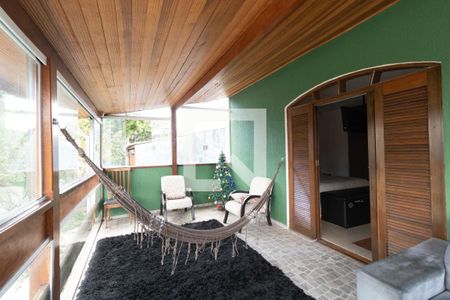 Casa para alugar com 200m², 3 quartos e 2 vagas Casa para alugar com 200m², 3 quartos e 2 vagasVaranda