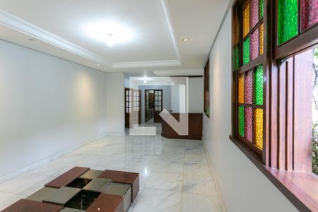 Sala de casa à venda com 5 quartos, 278m² em Anchieta, Belo Horizonte