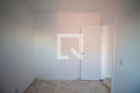 Quarto 2 de apartamento para alugar com 2 quartos, 44m² em Vila Nova Curuçá, São Paulo