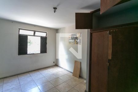 Suíte 1 de casa para alugar com 4 quartos, 80m² em Santa Cruz, Belo Horizonte