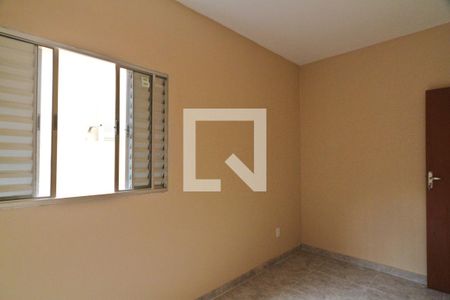 Quarto 2 de casa para alugar com 2 quartos, 80m² em Vila Jaguara, São Paulo