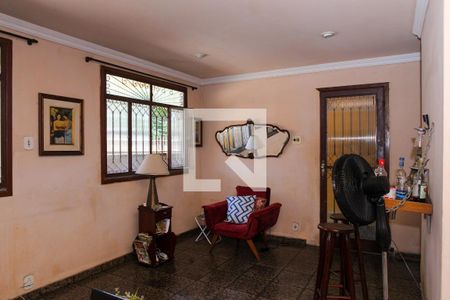 Sala de casa à venda com 2 quartos, 185m² em Piedade, Rio de Janeiro