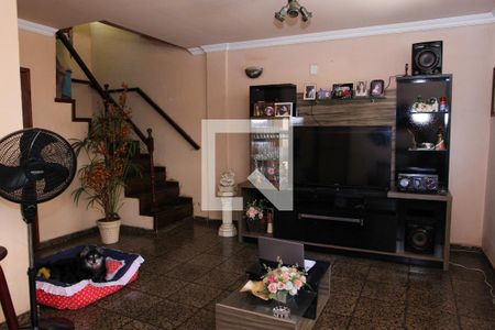 Sala de casa à venda com 2 quartos, 185m² em Piedade, Rio de Janeiro