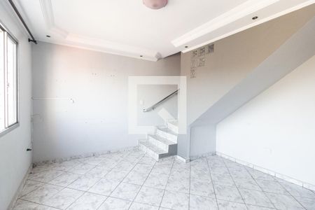 Sala de casa à venda com 2 quartos, 100m² em Vila Barbosa, São Paulo