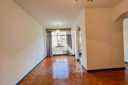 Apartamento para alugar com 100m², 2 quartos e 1 vagaSala