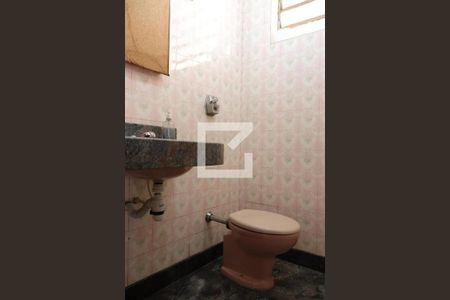 Banheiro de casa para alugar com 3 quartos, 205m² em Parque Jabaquara, São Paulo