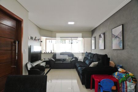 Sala de casa para alugar com 3 quartos, 160m² em Jardim Marisa, São Paulo
