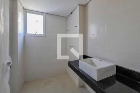 Banheiro de apartamento à venda com 2 quartos, 83m² em Sion, Belo Horizonte