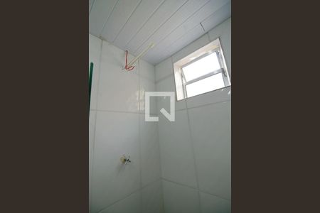 Banheiro de casa para alugar com 1 quarto, 15m² em Vila Morse, São Paulo