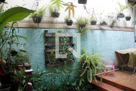 Casa à venda com 87m², 2 quartos e 2 vagas Casa à venda com 87m², 2 quartos e 2 vagasQuintal