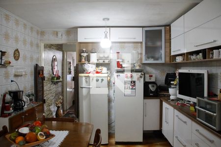 Casa à venda com 87m², 2 quartos e 2 vagas Casa à venda com 87m², 2 quartos e 2 vagasCozinha