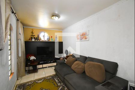 Sala de TV de casa à venda com 3 quartos, 186m² em Parque Edu Chaves, São Paulo